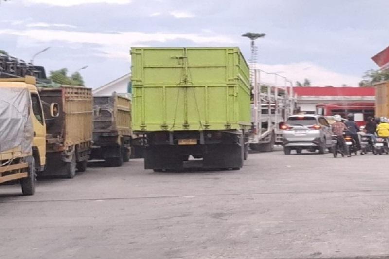 Geram Antrean Solar Terus Terjadi, DPRD Pekanbaru Pertanyakan Peran Pertamina